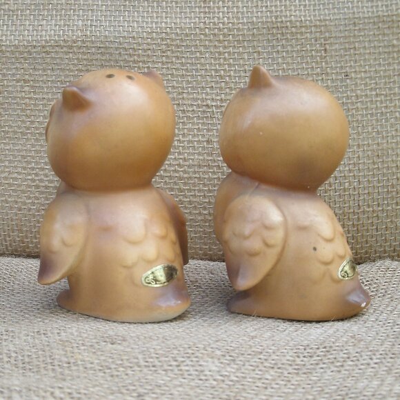Vintage Josef Originals Porcelain Owl Salt & Pepper Shakers - Picture 6 of 16